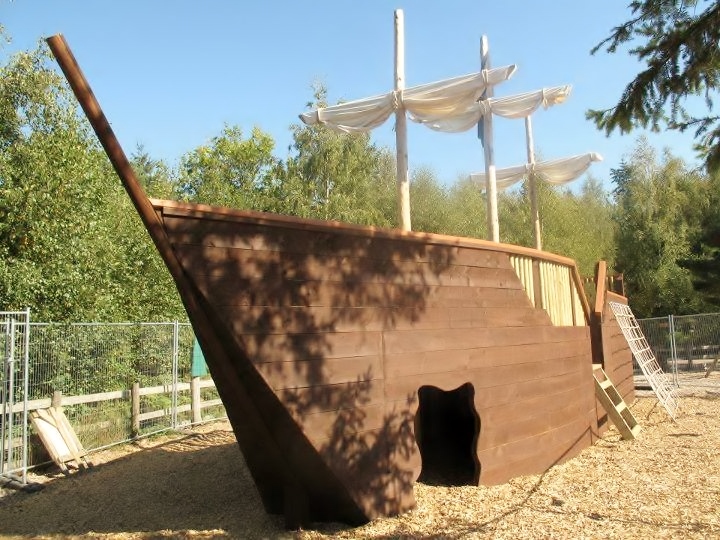 Forest Enterprise Alice Holt Play